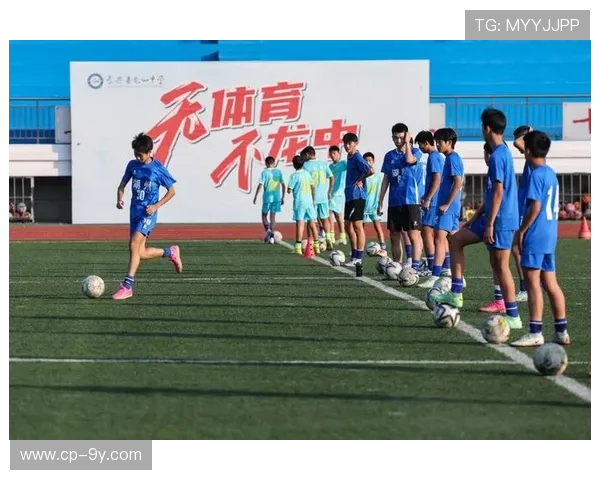 以鄢陵足球俱乐部为核心打造中原地区青少年足球发展与体育产业融合示范区 以鄢陵足球俱乐部为核心打造中原地区青少年足球发展与体育产业融合示范区